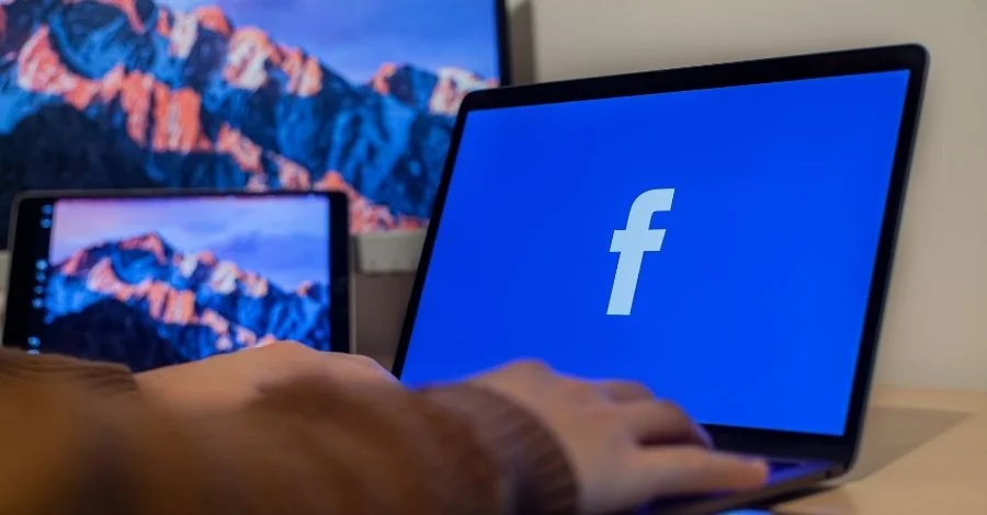 Facebook testa suporte de chat ao vivo para usuários bloqueados